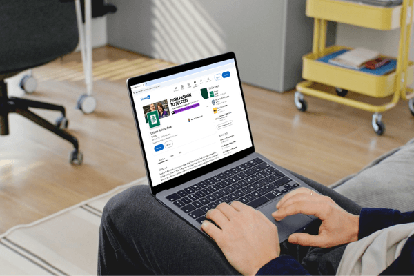 LinkedIn open on desktop